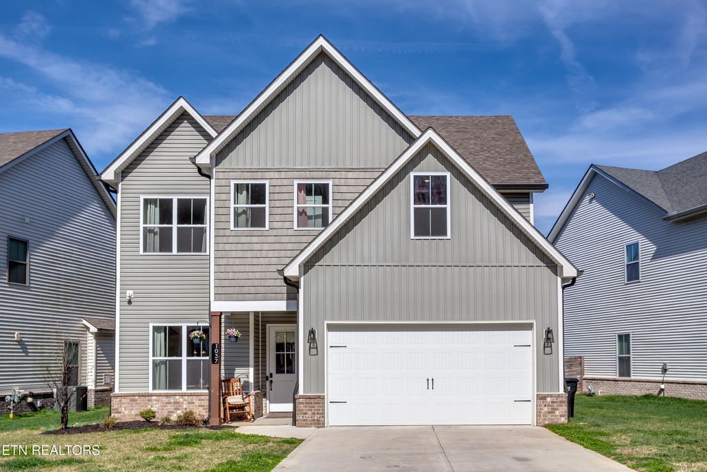 Photo of 1037 Belle Pond Ave, Knoxville, TN 37932 (MLS # 1332955)