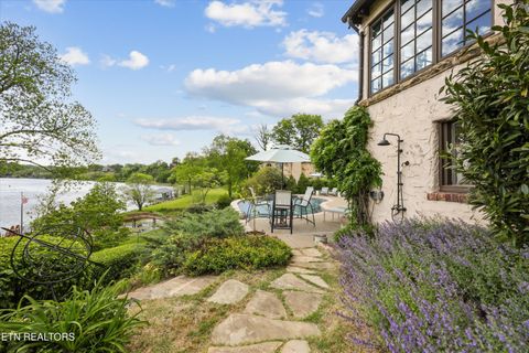 Tiny photo for 2824 Kingston Pike, Knoxville, TN 37919 (MLS # 1341362)