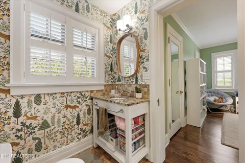Tiny photo for 2824 Kingston Pike, Knoxville, TN 37919 (MLS # 1341362)