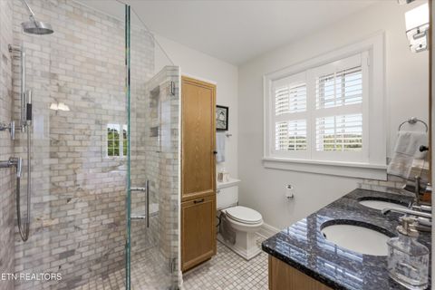 Tiny photo for 2824 Kingston Pike, Knoxville, TN 37919 (MLS # 1341362)