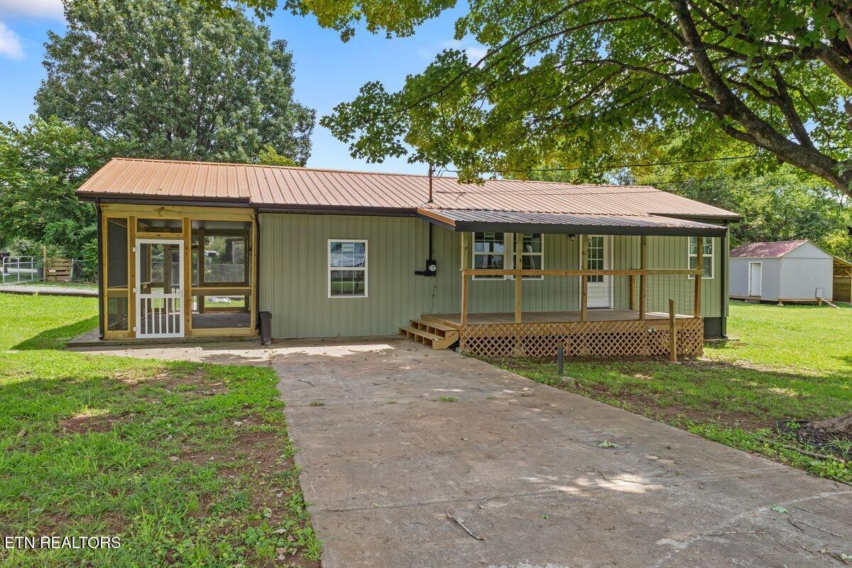 302 Kale Ave