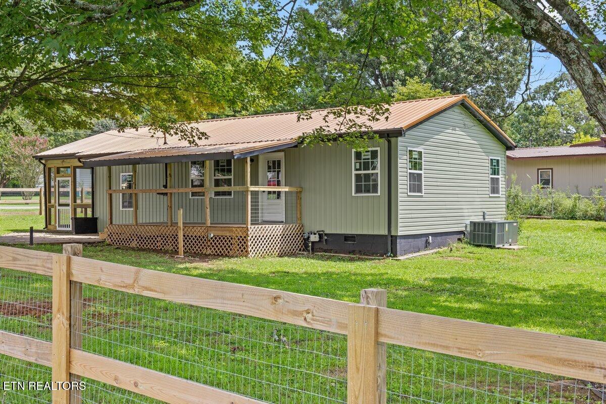 302 Kale Ave