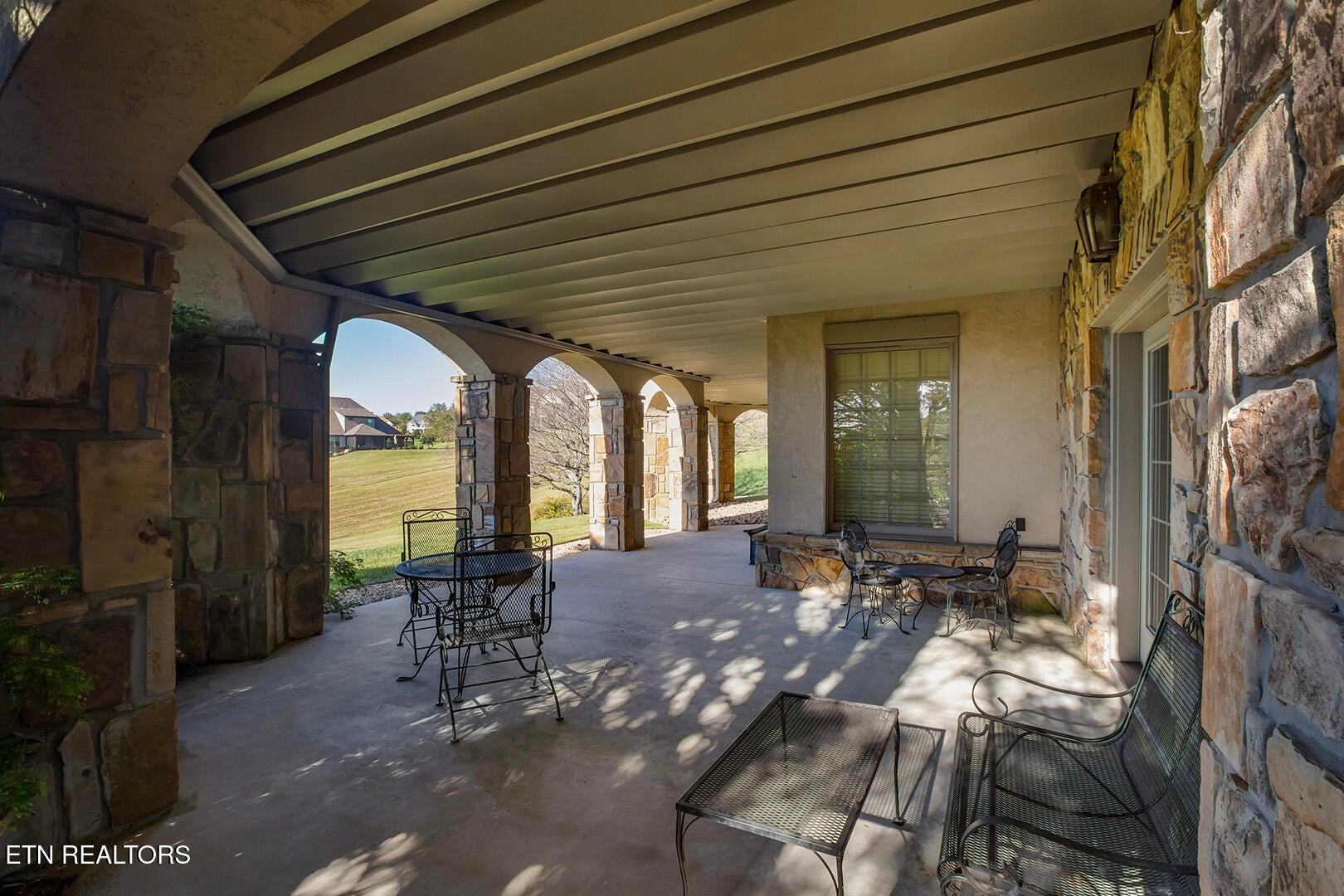 Vonore, Tennessee, 37885, United States, ,4 BathroomsBathrooms,Residential,Active,1731286