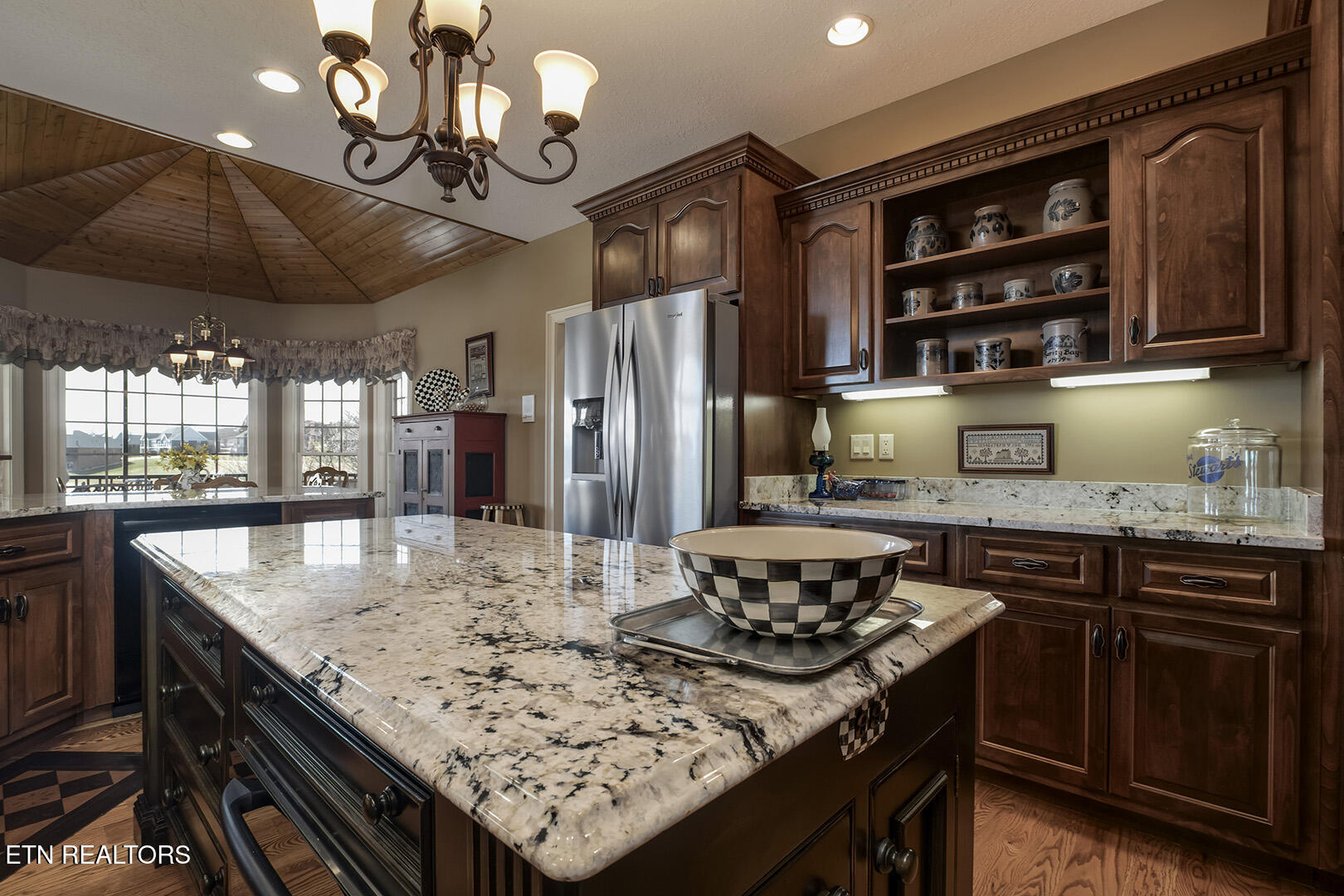 Vonore, Tennessee, 37885, United States, ,4 BathroomsBathrooms,Residential,Active,1731286