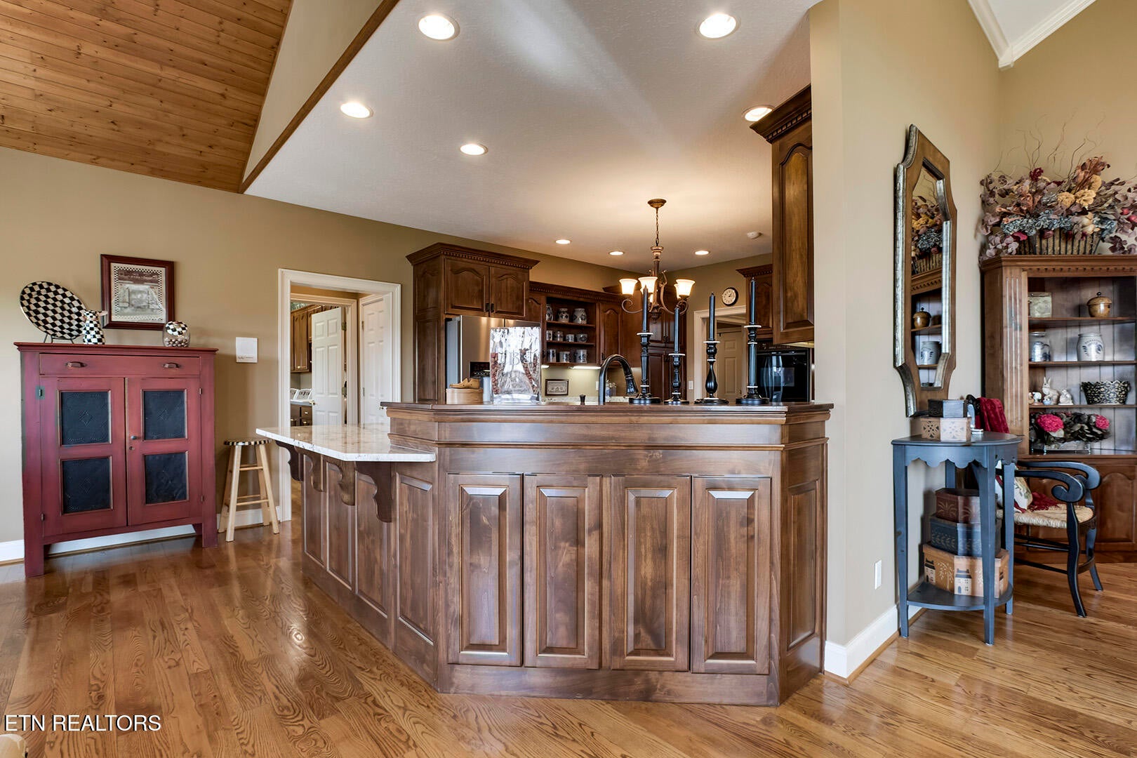 Vonore, Tennessee, 37885, United States, ,4 BathroomsBathrooms,Residential,Active,1731286
