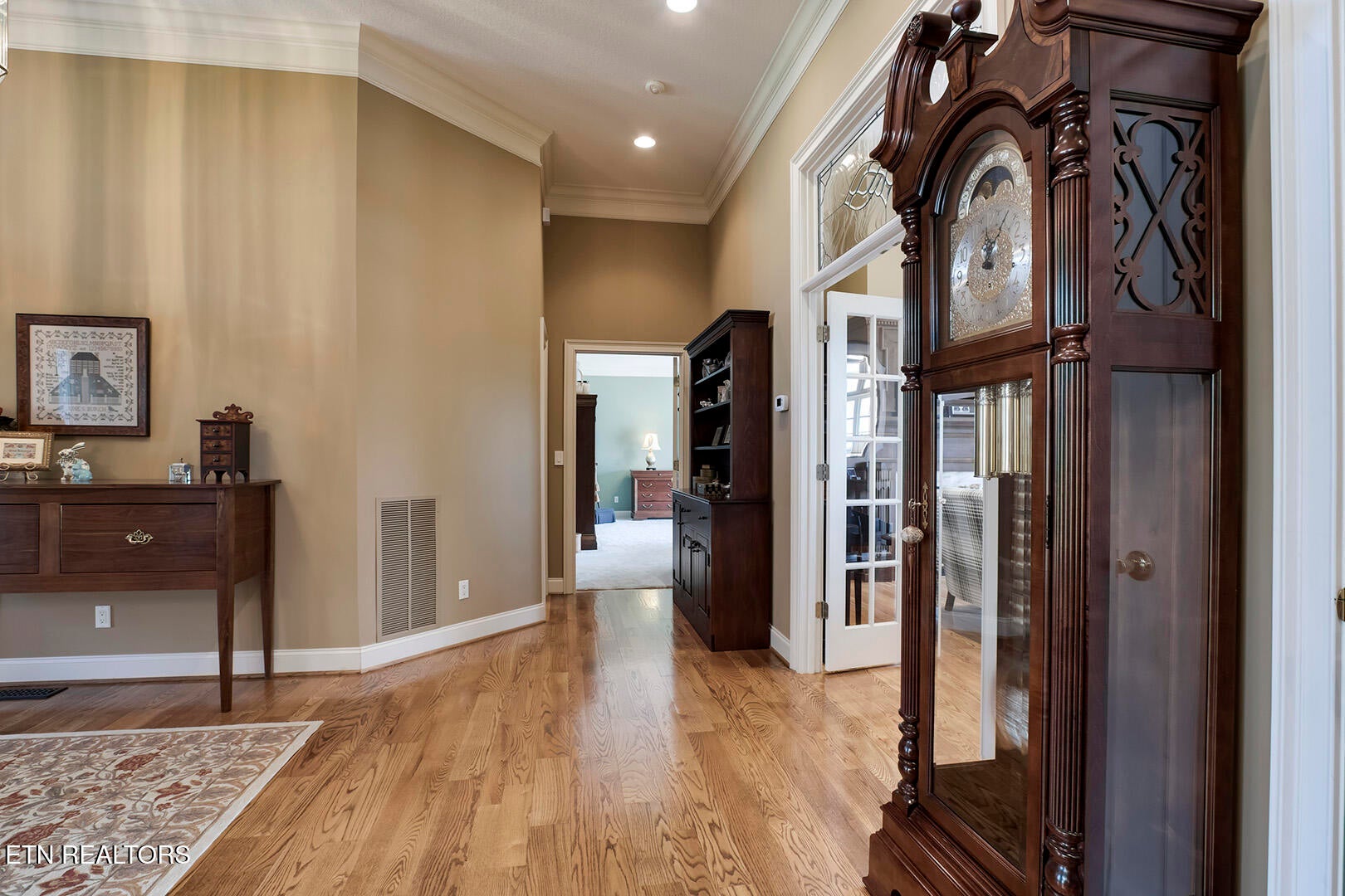 Vonore, Tennessee, 37885, United States, ,4 BathroomsBathrooms,Residential,Active,1731286