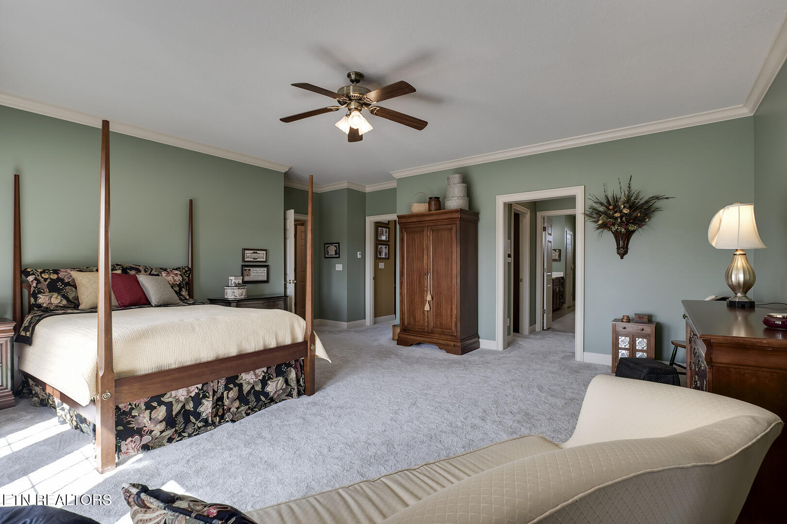 Vonore, Tennessee, 37885, United States, ,4 BathroomsBathrooms,Residential,Active,1731286