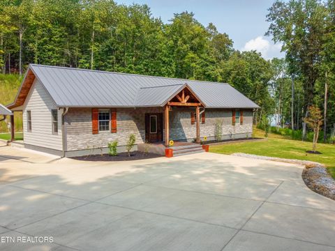 178 Emerald Pointe Circle Rockwood TN 37854