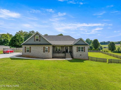 Single Family Residence in Maryville TN 5004 Candlewood Court.jpg