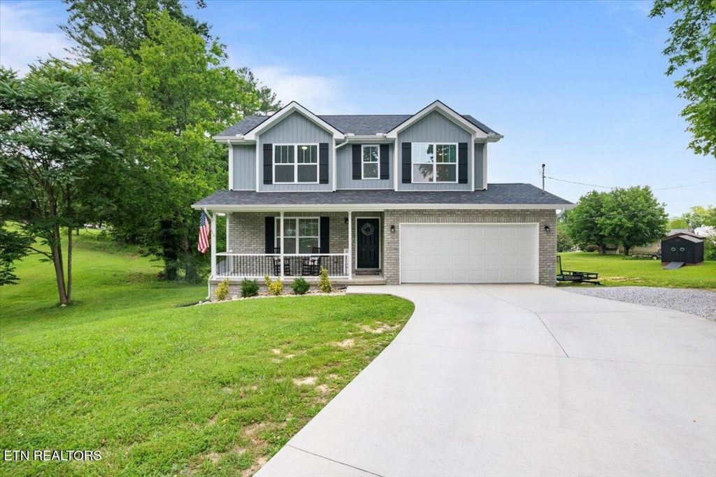 Photo of 226 Hilldale Lane, LaFollette, TN 37766 (MLS # 1306286)