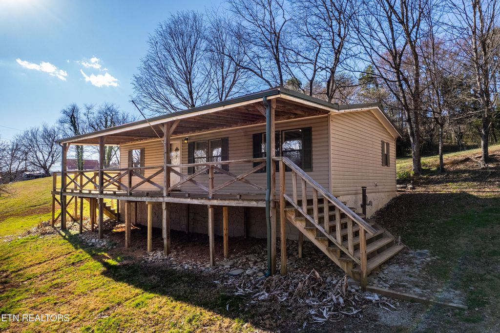 Photo of 281 Trigonia Rd, Greenback, TN 37742 (MLS # 1291793)