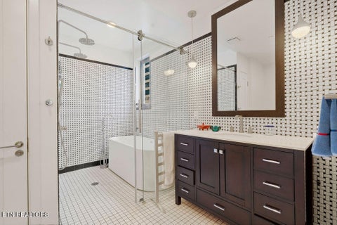 Tiny photo for 608 W Hill Ave #201, Knoxville, TN 37902 (MLS # 1355767)