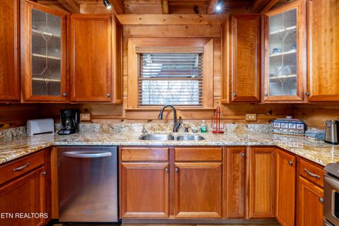 Tiny photo for 7835 E Lamar Alexander Pkwy, Townsend, TN 37882 (MLS # 1325429)