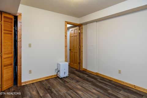 Tiny photo for 7835 E Lamar Alexander Pkwy, Townsend, TN 37882 (MLS # 1325429)