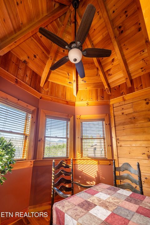 Tiny photo for 7835 E Lamar Alexander Pkwy, Townsend, TN 37882 (MLS # 1325429)