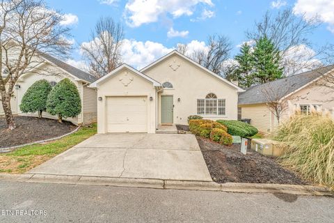 Photo of 1633 Chenoweth Circle, Knoxville, TN 37909 (MLS # 1326033)