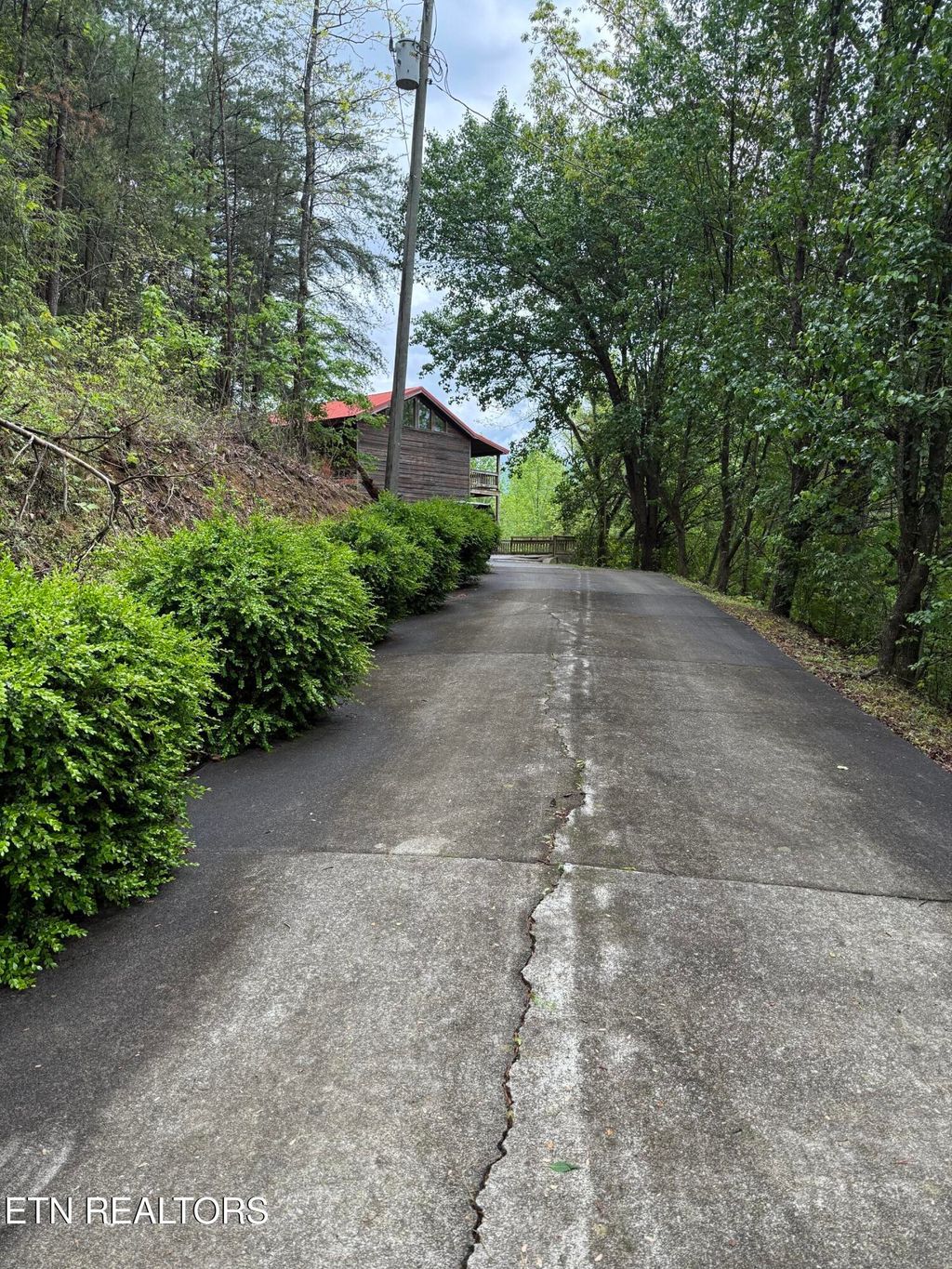 Photo of 1960 Regans Ridge Way, Sevierville, TN 37876 (MLS # 1305113)