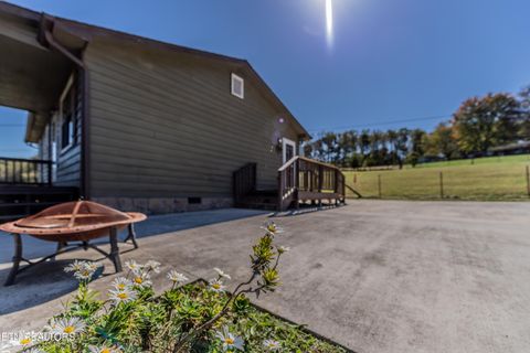 Tiny photo for 759 Laurel Rd, Clinton, TN 37716 (MLS # 1319254)