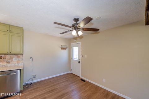 Tiny photo for 759 Laurel Rd, Clinton, TN 37716 (MLS # 1319254)