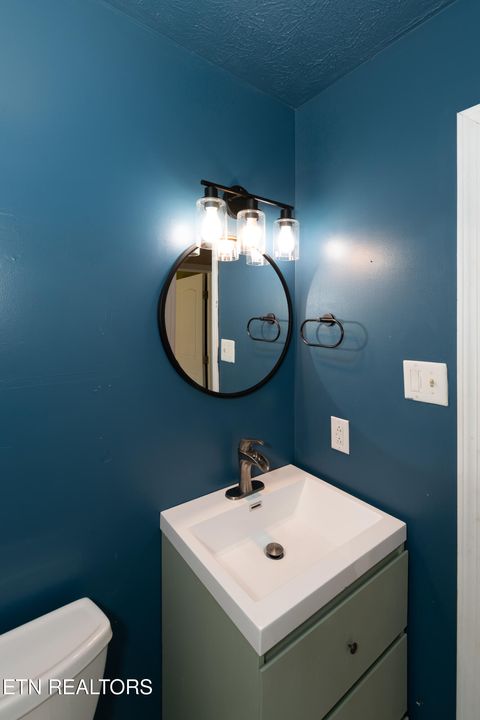 Tiny photo for 759 Laurel Rd, Clinton, TN 37716 (MLS # 1319254)