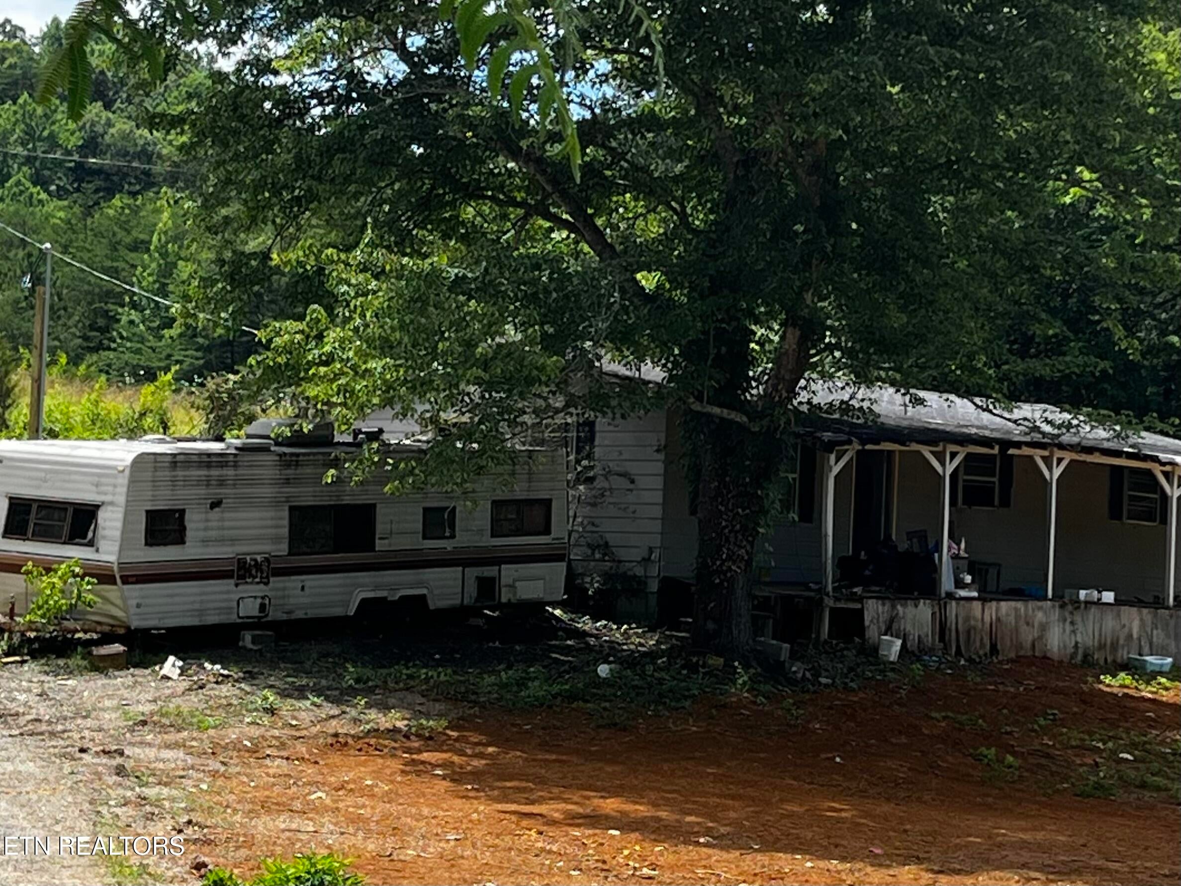 121 King Lane