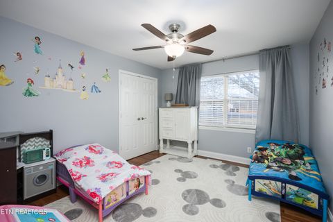 Tiny photo for 817 Montvue Ave, Kingston, TN 37763 (MLS # 1328111)