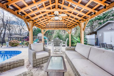 Tiny photo for 817 Montvue Ave, Kingston, TN 37763 (MLS # 1328111)