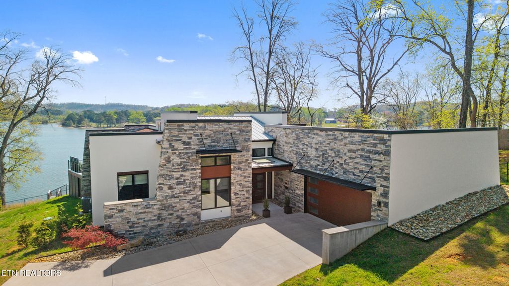 Photo of 731 Bowman Bend Rd, Harriman, TN 37748 (MLS # 1335407)