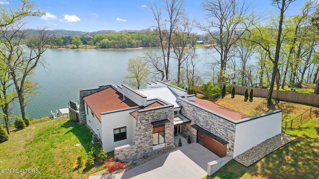 Photo of 731 Bowman Bend Rd, Harriman, TN 37748 (MLS # 1335407)