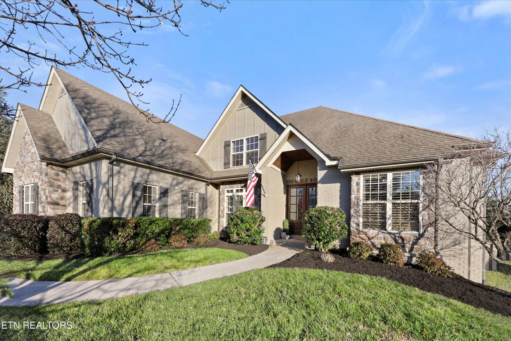 Photo of 1134 Potterstone Drive, Knoxville, TN 37922 (MLS # 1329052)