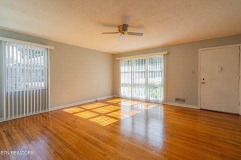 Tiny photo for 108 Alger Rd, Oak Ridge, TN 37830 (MLS # 1356012)