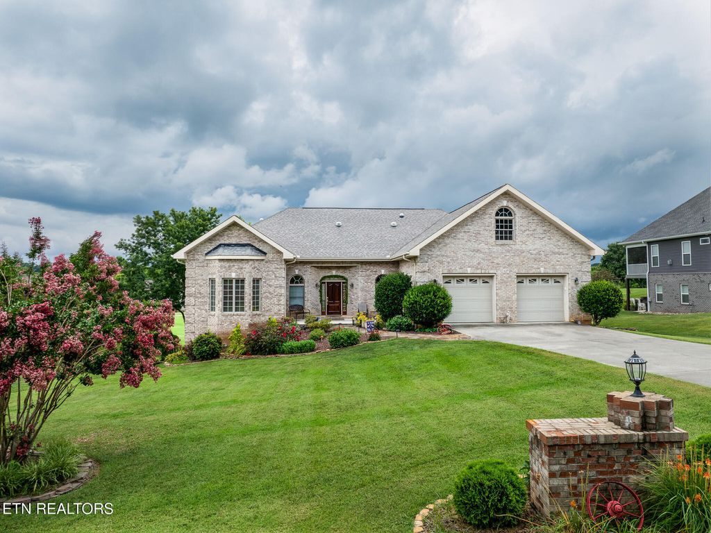 Photo of 127 Santee Way, Loudon, TN 37774 (MLS # 1348189)
