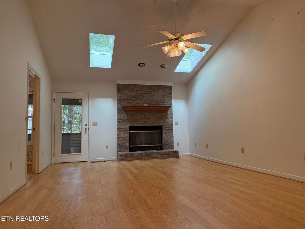 Photo of 131 Cromwell Lane, Crossville, TN 38558 (MLS # 1337652)