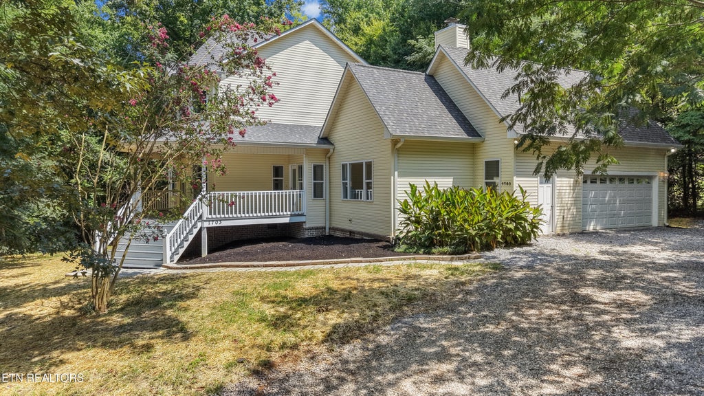 Photo of 1703 Lively Rd, Maryville, TN 37801 (MLS # 1352548)