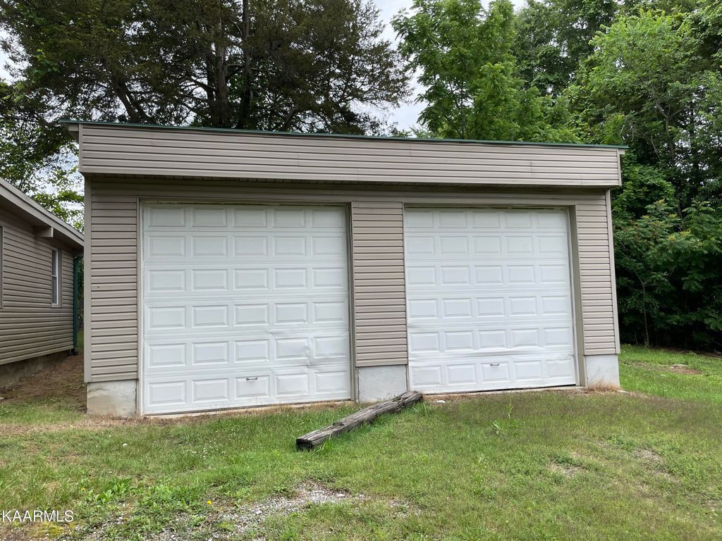 Photo of 132 Hamblin St, New Tazewell, TN 37825 (MLS # 1231282)