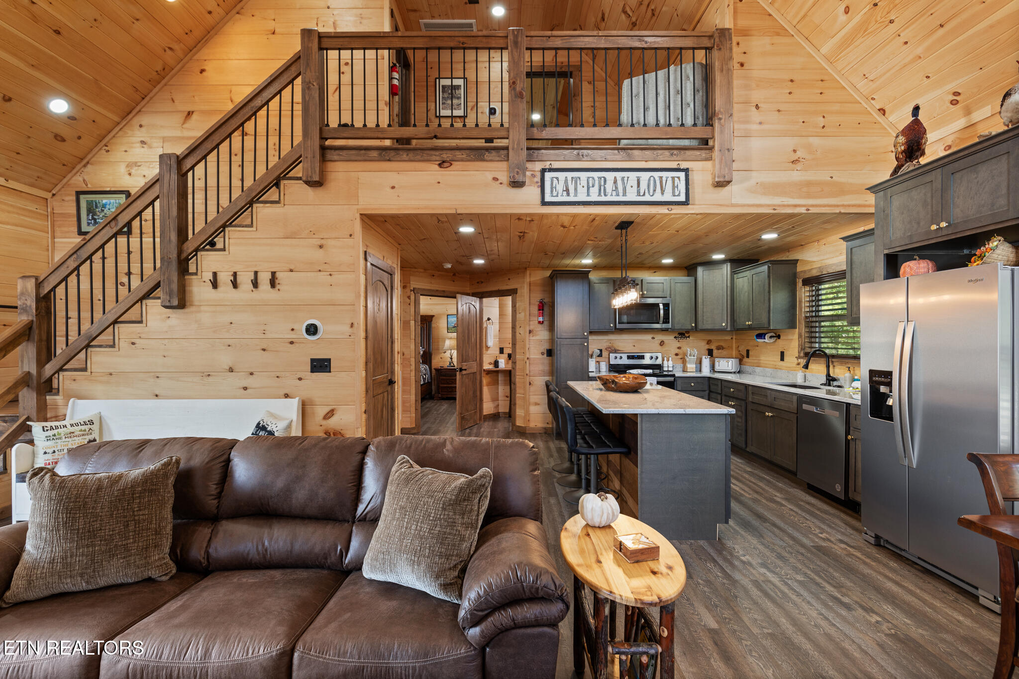 4385 Chamberlain Lane