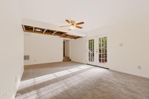 Tiny photo for 121 Nebraska Ave, Oak Ridge, TN 37830 (MLS # 1360382)