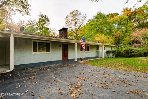 Tiny photo for 121 Nebraska Ave, Oak Ridge, TN 37830 (MLS # 1360382)