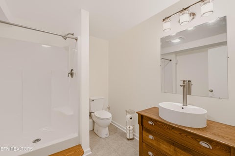 Tiny photo for 121 Nebraska Ave, Oak Ridge, TN 37830 (MLS # 1360382)