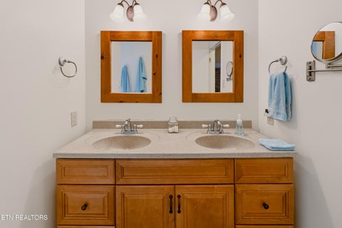Tiny photo for 121 Nebraska Ave, Oak Ridge, TN 37830 (MLS # 1360382)