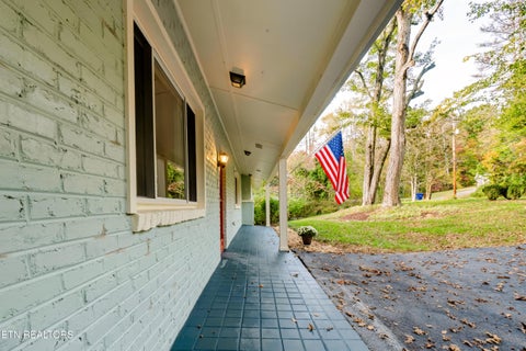 Tiny photo for 121 Nebraska Ave, Oak Ridge, TN 37830 (MLS # 1360382)