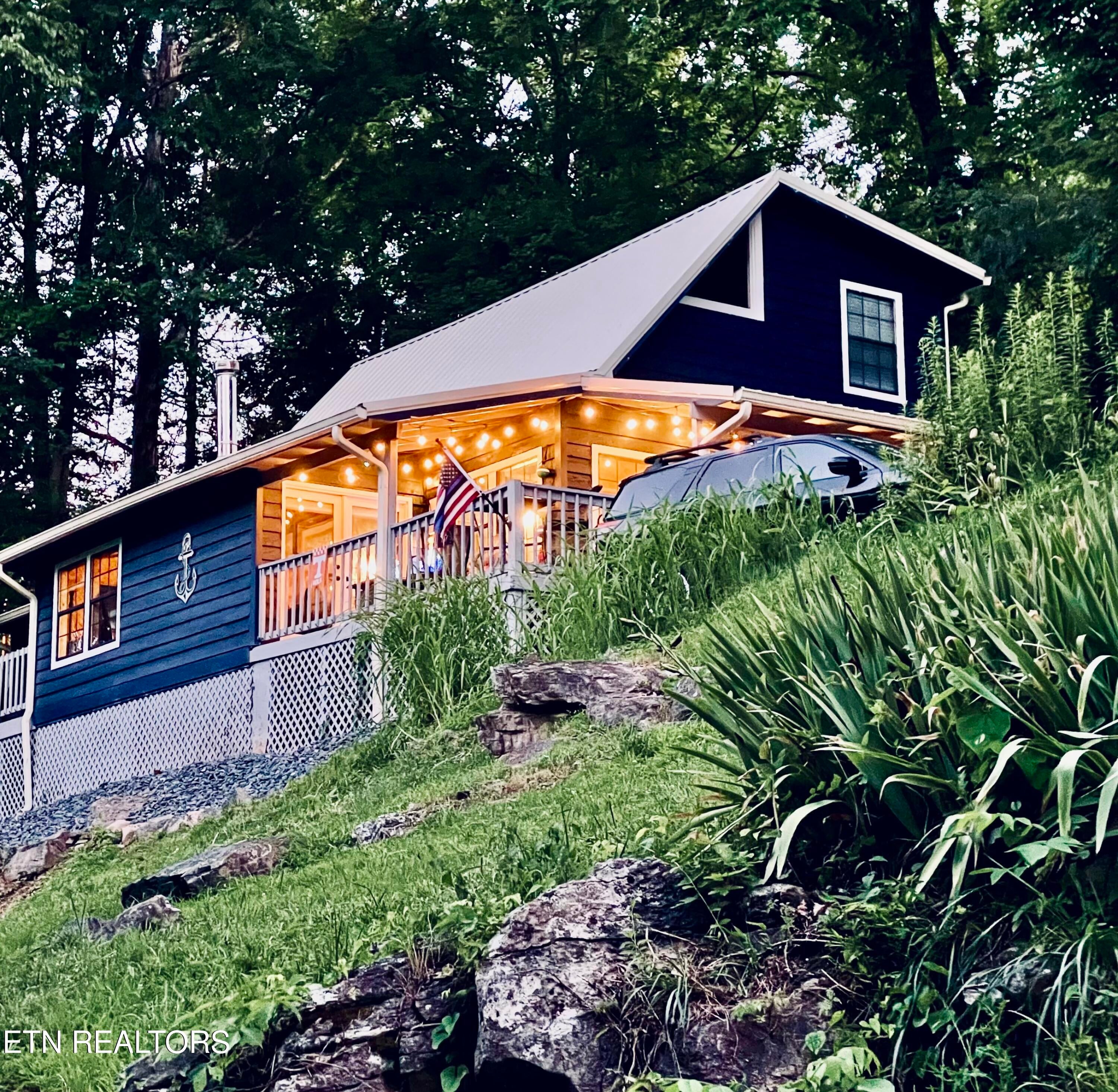 131 Phoenix Lane