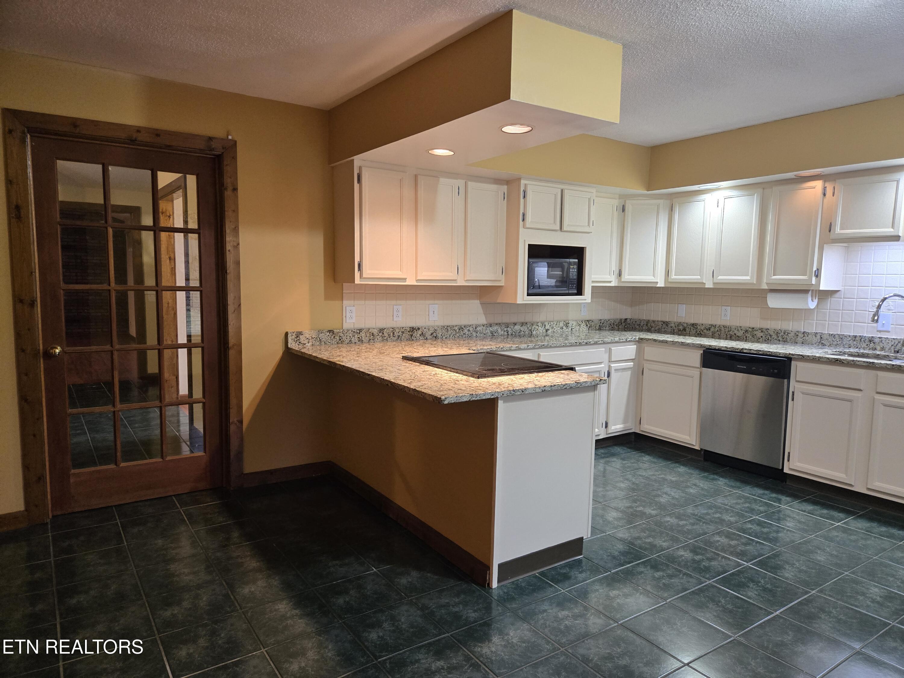 223 Scarlett Drive