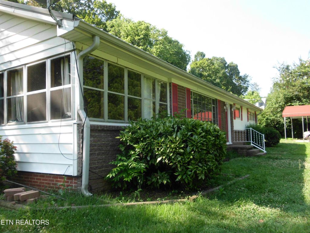 Photo of 115 Willowbrook Drive, Tellico Plains, TN 37385 (MLS # 1307518)