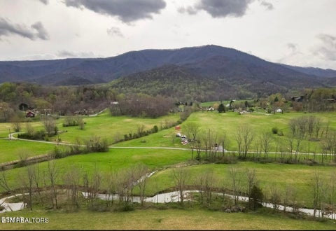 Photo of Lot A Tarwater Lane, Sevierville, TN 37862 (MLS # 1359871)