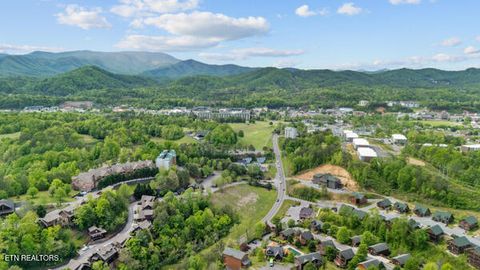 Tiny photo for 830 Golf View Blvd #UNIT 3106, Pigeon Forge, TN 37863 (MLS # 1298171)