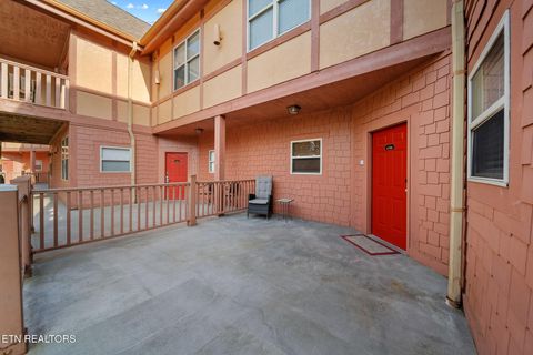 Tiny photo for 830 Golf View Blvd #UNIT 3106, Pigeon Forge, TN 37863 (MLS # 1298171)