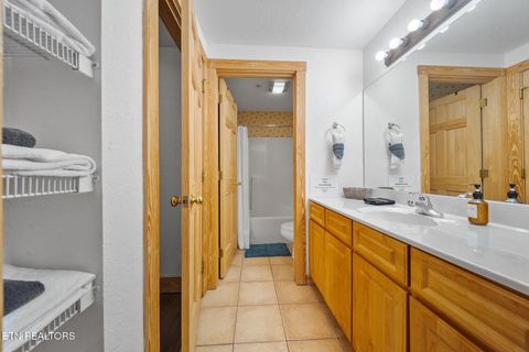 Tiny photo for 830 Golf View Blvd #UNIT 3106, Pigeon Forge, TN 37863 (MLS # 1298171)
