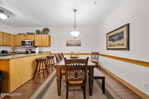 Tiny photo for 830 Golf View Blvd #UNIT 3106, Pigeon Forge, TN 37863 (MLS # 1298171)