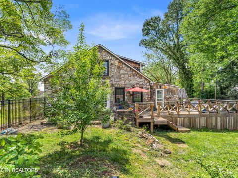 Tiny photo for 513 E 1st North St, Morristown, TN 37814 (MLS # 1337279)